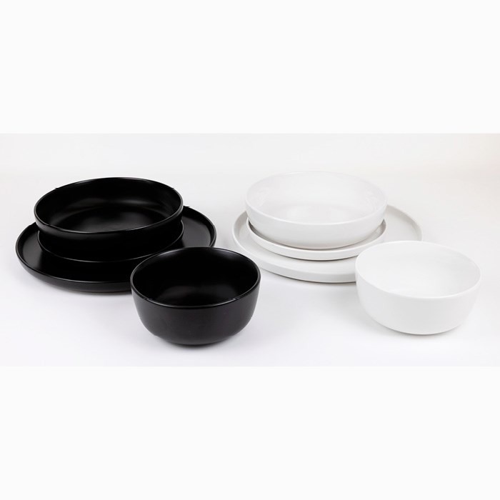 Plytký tanier FUTURE BLACK 20 cm, čierny porcelán